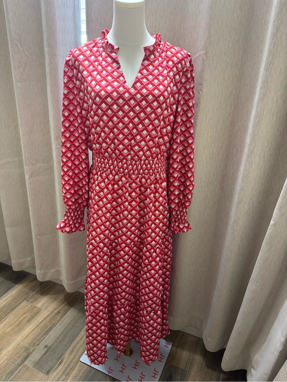 #62 Pretty Garden Pink Geometric V-Neck Long Sleeve Maxi Dress - Picture 4 of 8